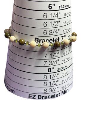 Stone Glass Silvertone Beaded Bracelet Snap Clasp 7 inches Long